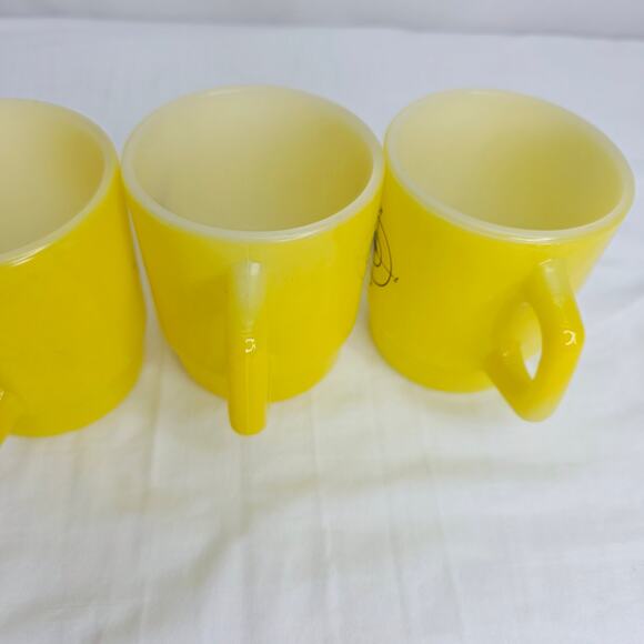 Vintage Fire King Anchor Hocking North West Compass Yellow Black Coffee Mug 3 PC - Picture 5 of 11